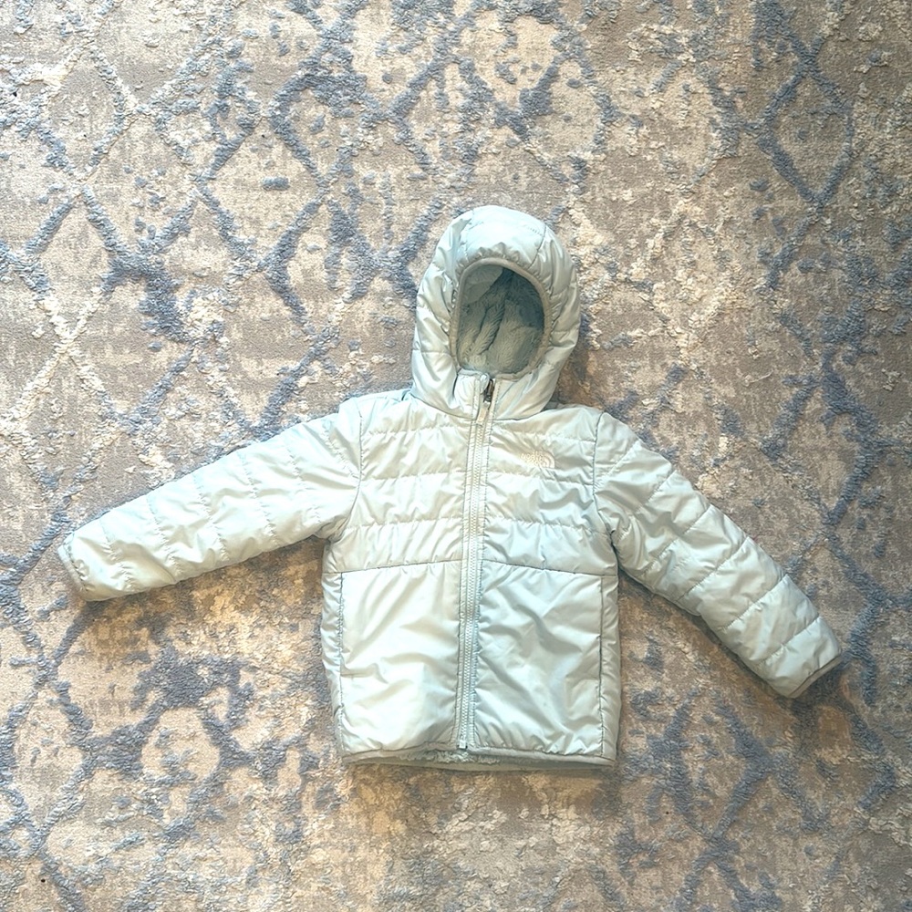 Baby blue girls (The North Face) reversible coat